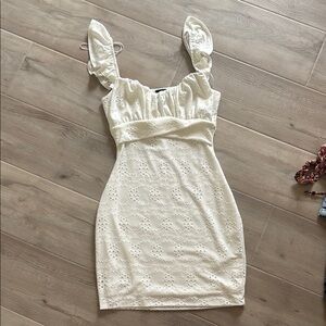 Windsor Cream Bodycon Mini Dress Sweetheart Neckline